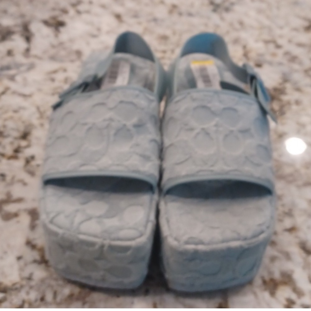Coach Noelle Women's sz 7.5 platform sandals